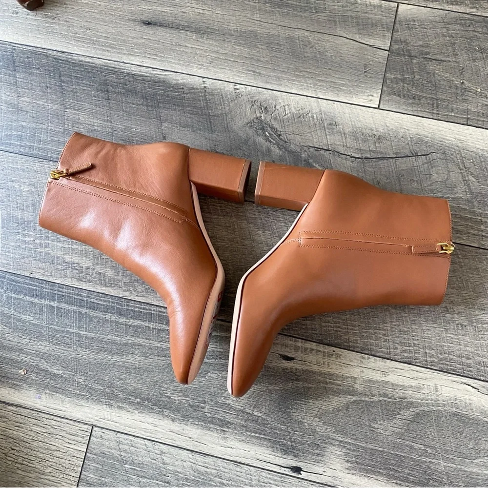 NWT Tory Burch Brooke Tan Camel Ankle Booties Leather Classic Fall Size 11